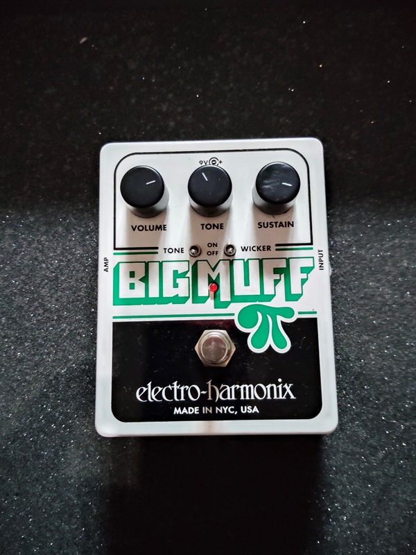 Electro Harmonix Big Muff Pi with Tone Wickerの画像